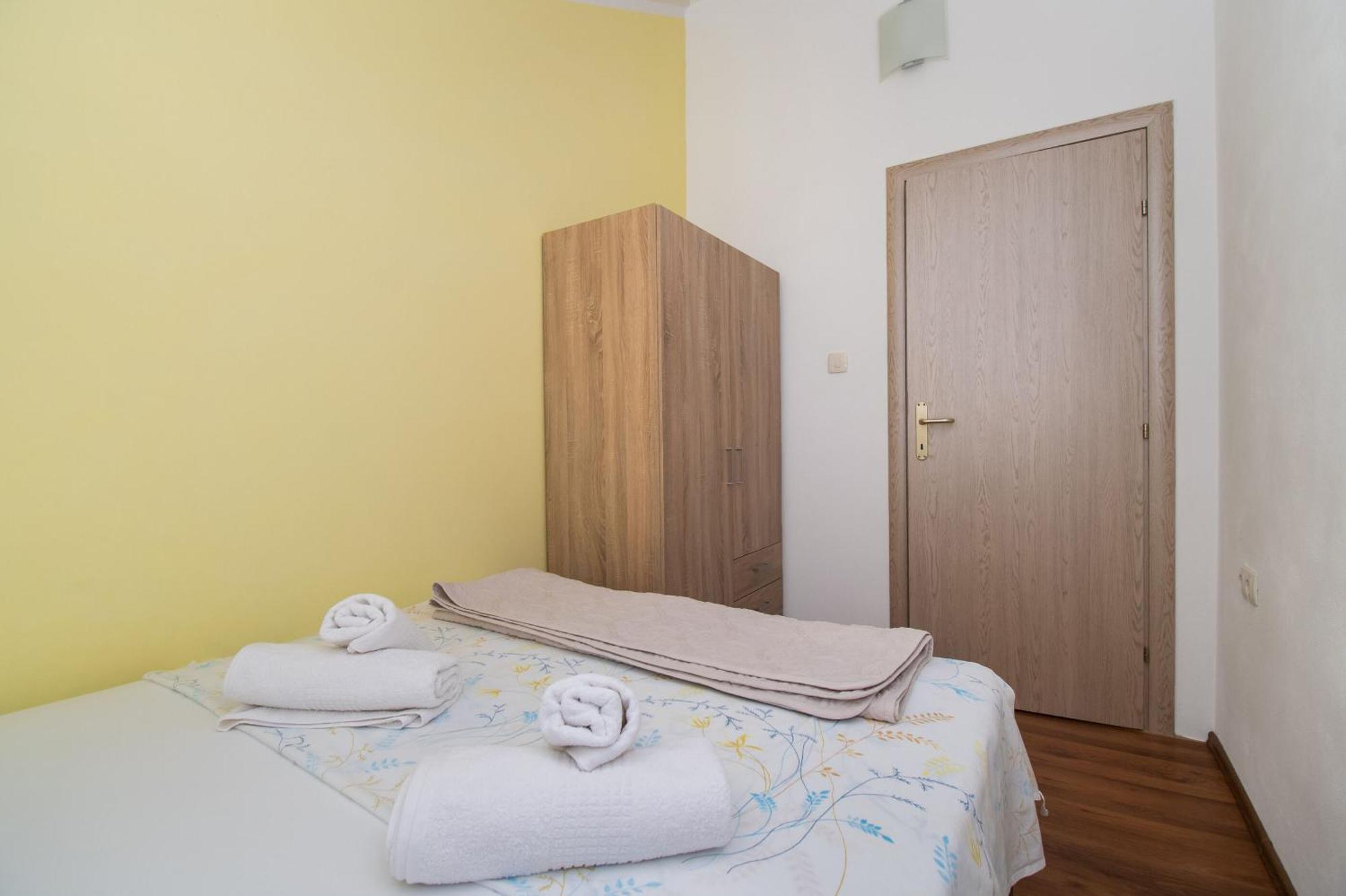 Apartment Ninic Srima Exterior foto